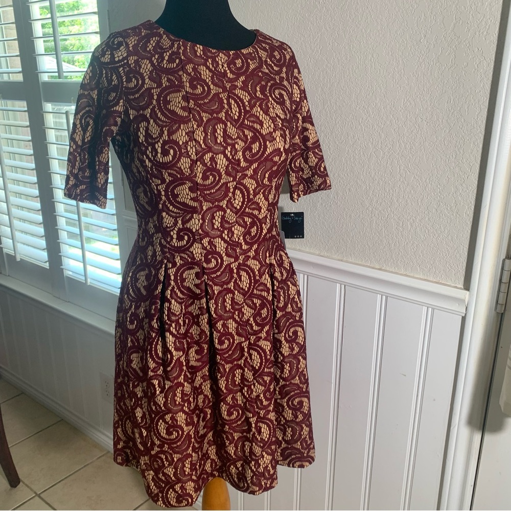 Gabby Skye dress